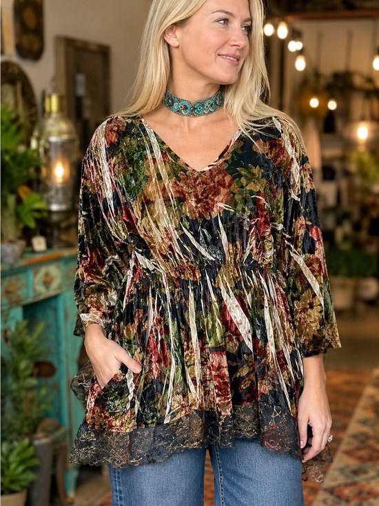 A Rare Bird Tops - NWT A Rare Bird Floral Crushed Velvet Lace Boho Tunic Top OS